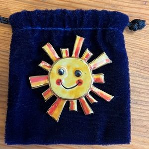 Sun pin
